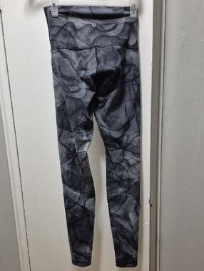 lululemon athletica Black & Gray Patterned High-Rise Leggings